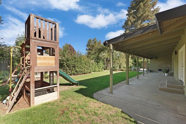 1813 Bannister Pl, Modesto, CA 95355