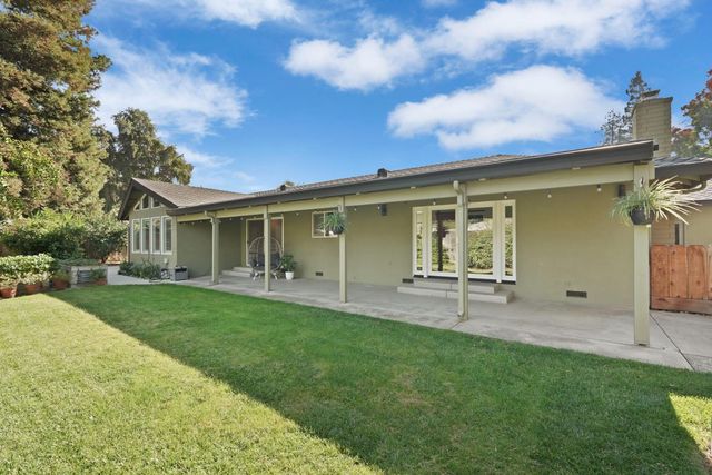 1813 Bannister Pl, Modesto, CA 95355