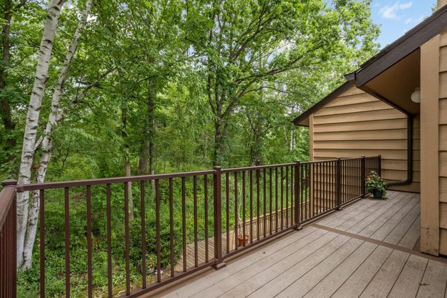 1368 32nd Avenue NW, New Brighton, MN 55112