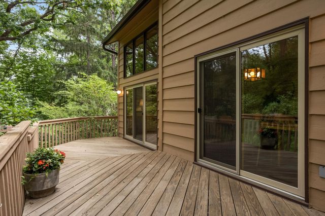 1368 32nd Avenue NW, New Brighton, MN 55112