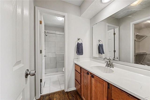9812 W 51st Street, Merriam, KS 66203