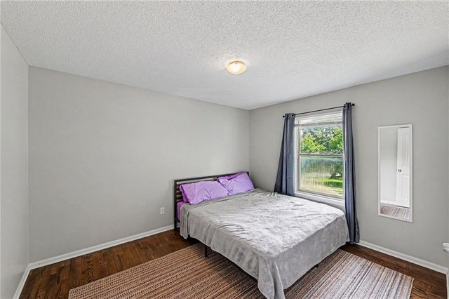 9812 W 51st Street, Merriam, KS 66203