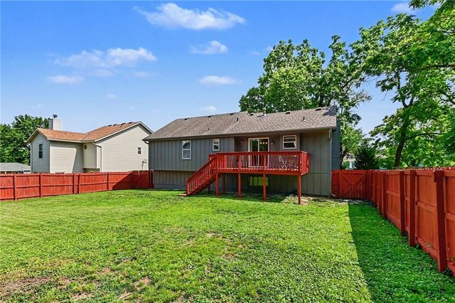 9812 W 51st Street, Merriam, KS 66203