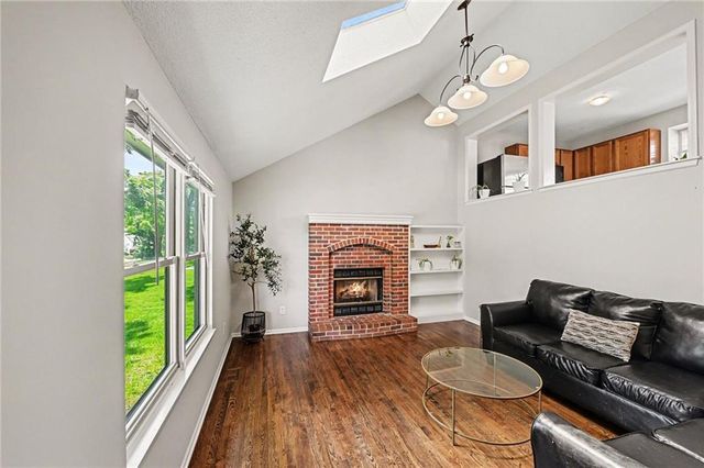 9812 W 51st Street, Merriam, KS 66203