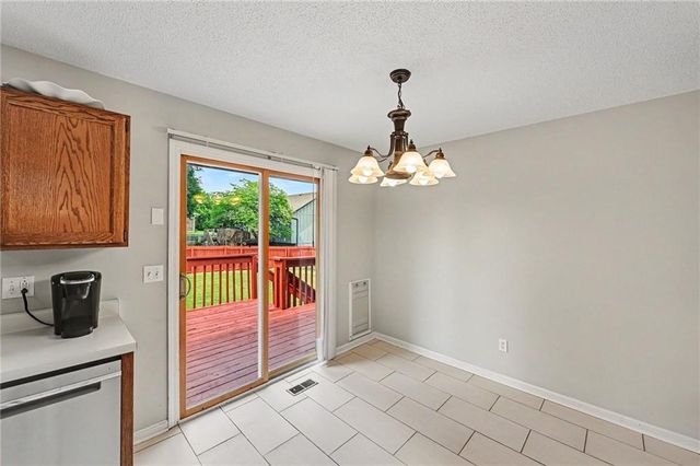 9812 W 51st Street, Merriam, KS 66203