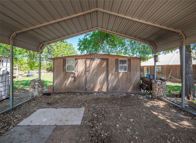 21500 Firefly RD, Florence, TX 76527