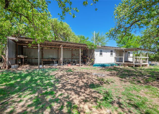 21500 Firefly RD, Florence, TX 76527