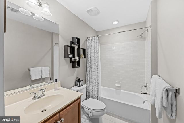 5417 ZOYSIA CT, Haymarket, VA 20169