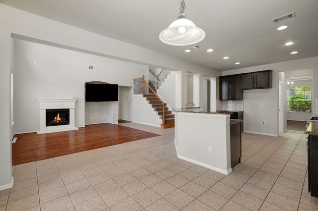 9028 Foxwood Drive, Fort Worth, TX 76244