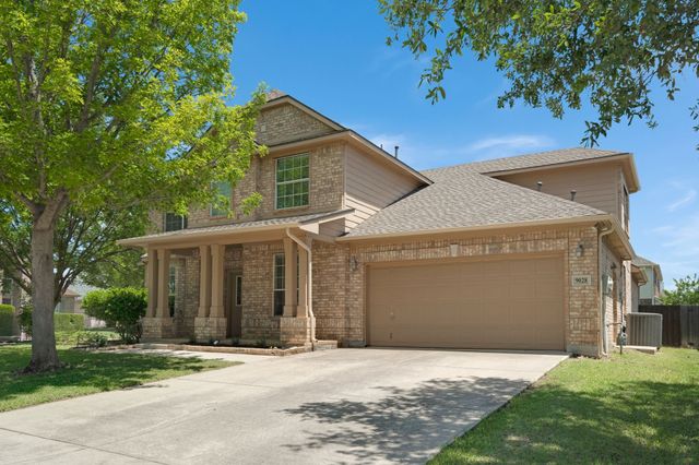 9028 Foxwood Drive, Fort Worth, TX 76244