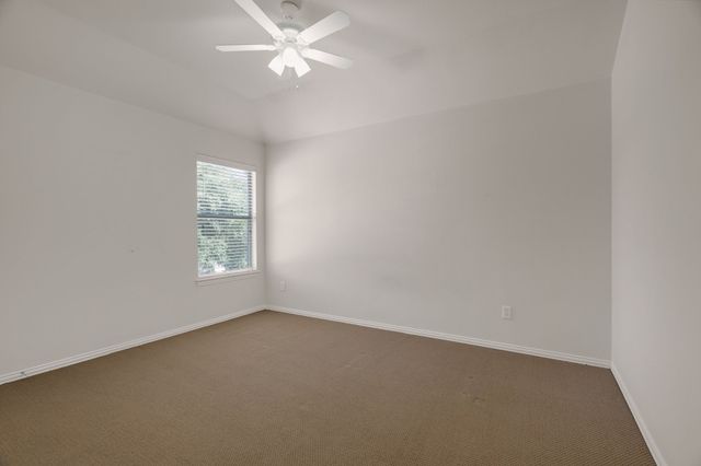 9028 Foxwood Drive, Fort Worth, TX 76244