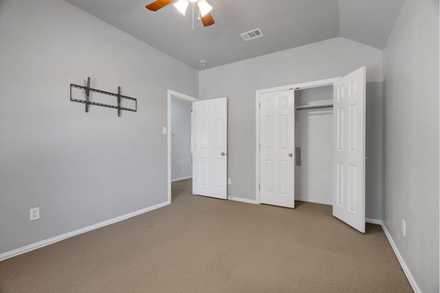 9028 Foxwood Drive, Fort Worth, TX 76244