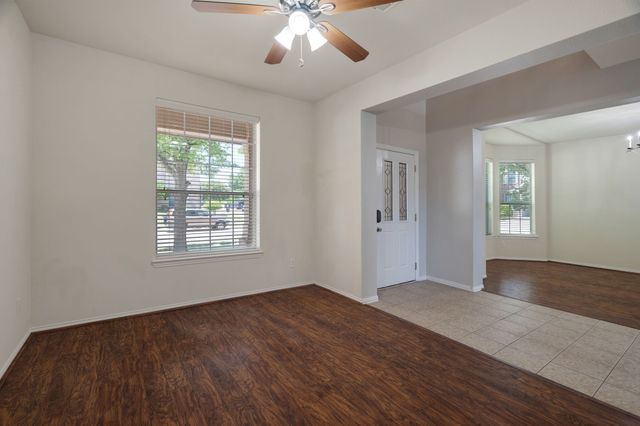 9028 Foxwood Drive, Fort Worth, TX 76244