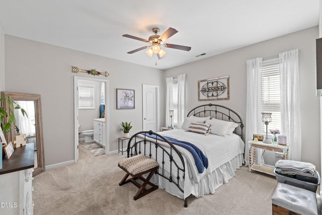 93 Scuppernong Way, Clayton, NC 27520