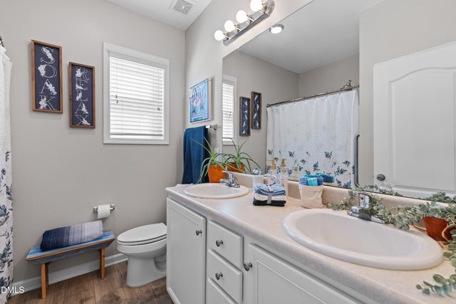 93 Scuppernong Way, Clayton, NC 27520