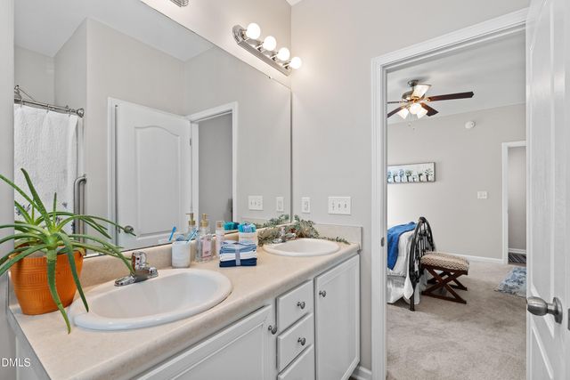 93 Scuppernong Way, Clayton, NC 27520