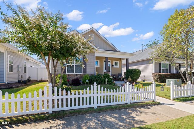93 Scuppernong Way, Clayton, NC 27520