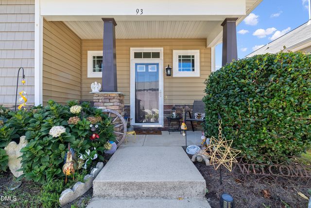 93 Scuppernong Way, Clayton, NC 27520