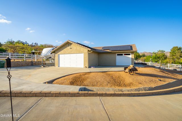 2575 Palomino Drive, Acton, CA 93510