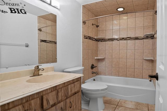 4520 LOG CABIN DRIVE, Lakeland, FL 33810