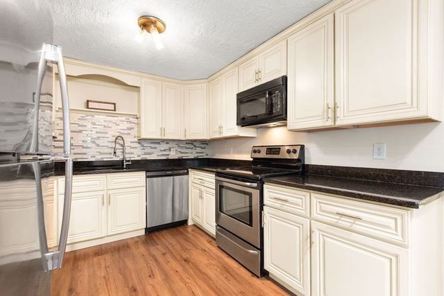 186 Pleasant St, Millis, MA 02054