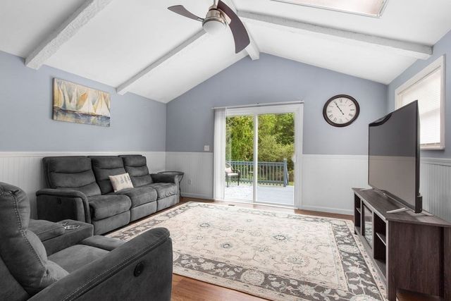 186 Pleasant St, Millis, MA 02054