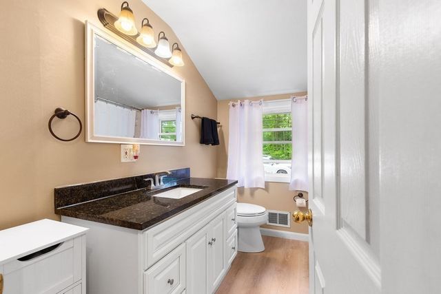 186 Pleasant St, Millis, MA 02054