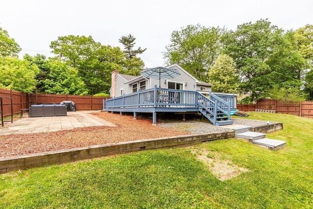 186 Pleasant St, Millis, MA 02054