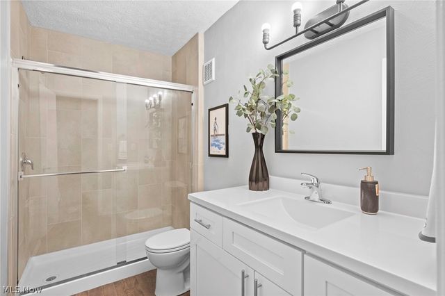 10524 Clifton Boulevard 102, Cleveland, OH 44102