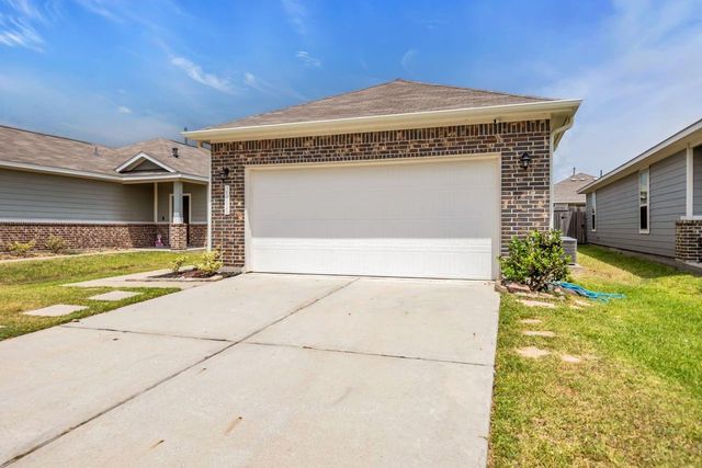 25715 Northpark Palm Drive, Porter, TX 77365