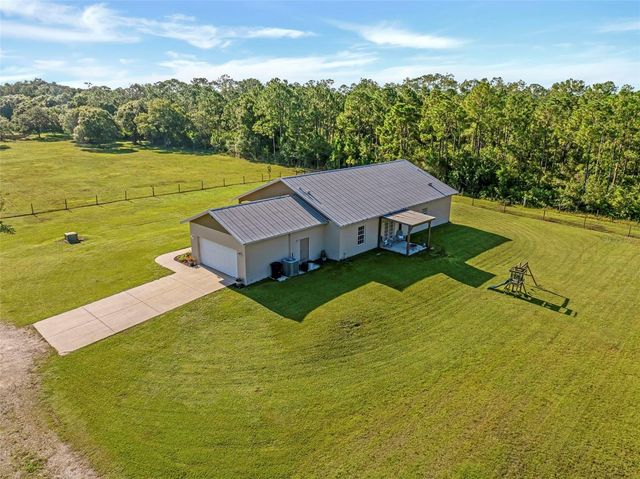 99 TRADER ROAD, Labelle, FL 33935