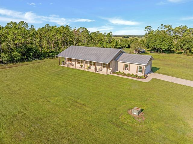 99 TRADER ROAD, Labelle, FL 33935