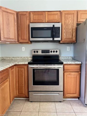2513 Carona AVE, Norfolk, VA 23504