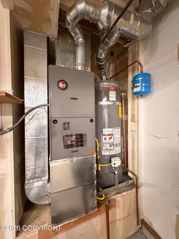 8700 Cross Pointe Loop, Anchorage, AK 99504