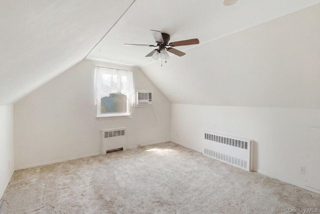 695 Eileen Court, Franklin Square, NY 11010