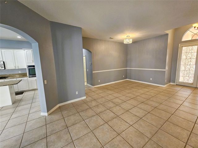 10441 GREENDALE DRIVE, Tampa, FL 33626