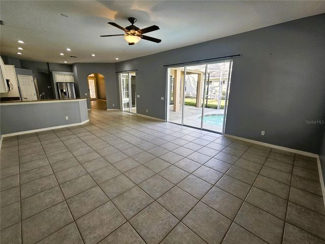 10441 GREENDALE DRIVE, Tampa, FL 33626