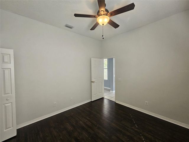 10441 GREENDALE DRIVE, Tampa, FL 33626