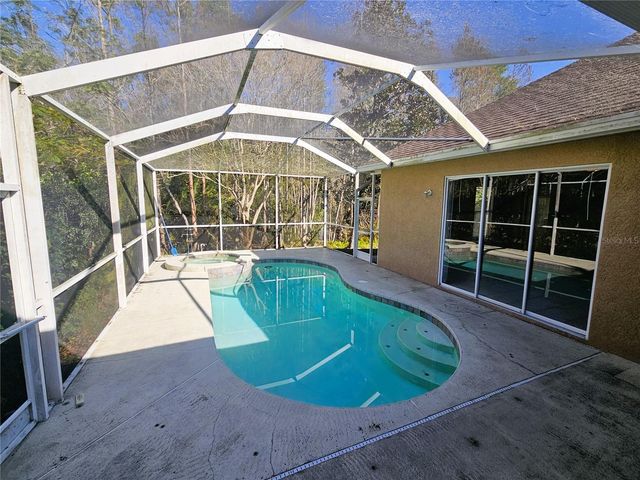 10441 GREENDALE DRIVE, Tampa, FL 33626