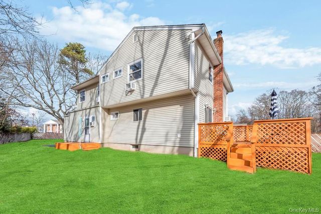 2 Martin Street, Coram, NY 11727