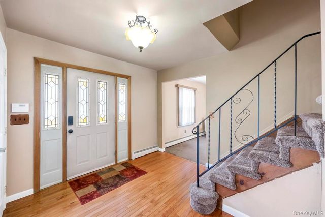 2 Martin Street, Coram, NY 11727