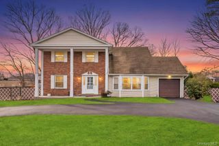 2 Martin Street, Coram, NY 11727