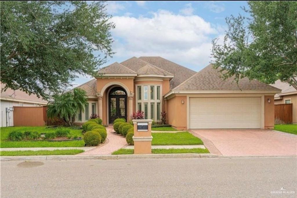 2114 Solar Drive, Mission, TX 78574