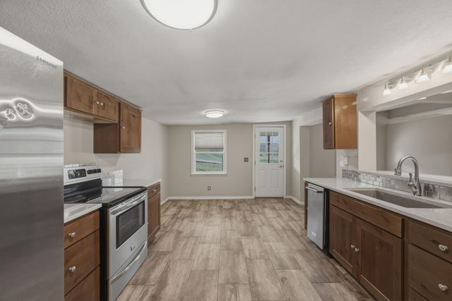 700 Park Street, Anderson, MO 64831