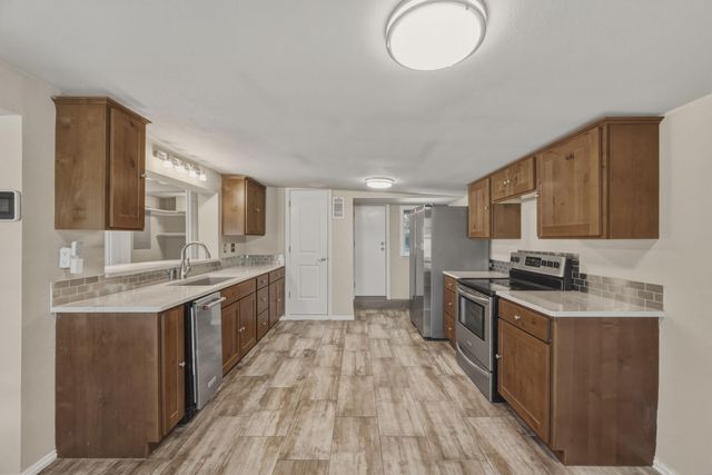 700 Park Street, Anderson, MO 64831