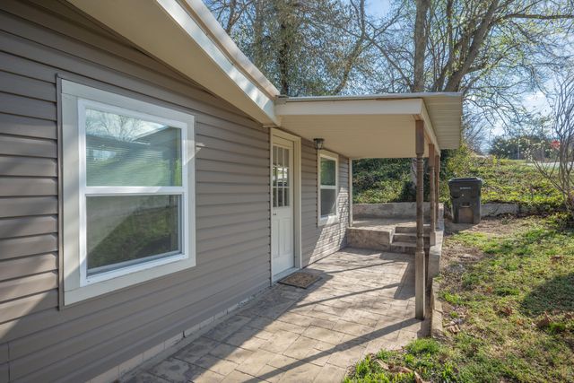 700 Park Street, Anderson, MO 64831