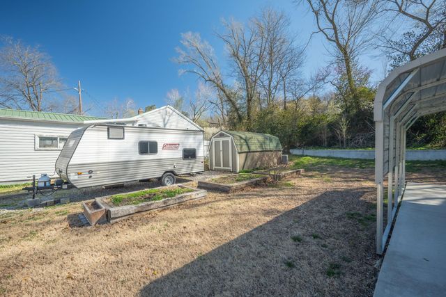 700 Park Street, Anderson, MO 64831