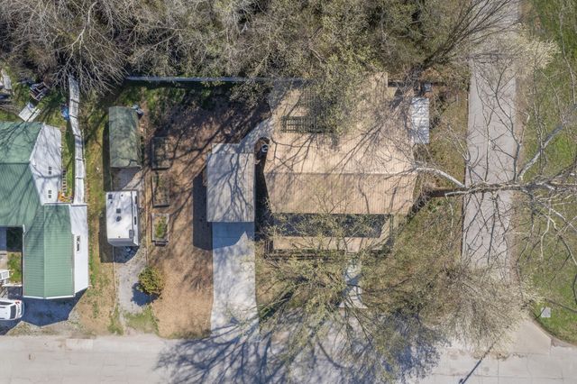 700 Park Street, Anderson, MO 64831