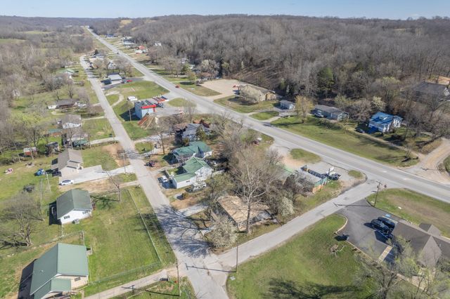 700 Park Street, Anderson, MO 64831