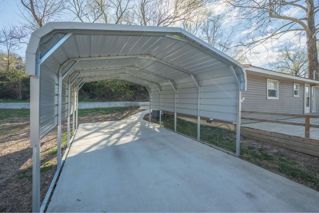 700 Park Street, Anderson, MO 64831